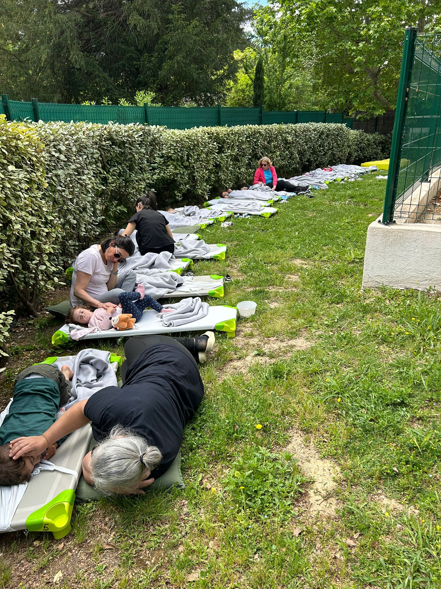 Les 1000 Roses – Les 1000 Roses -